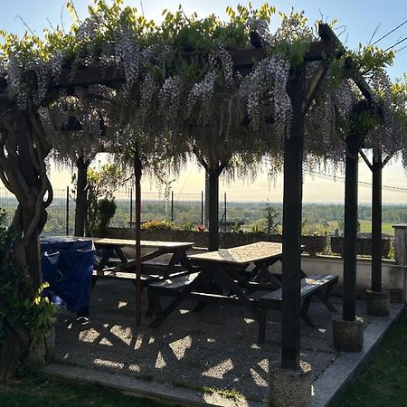 La Casa Di Pietro Hotel Cerrione Kültér fotó