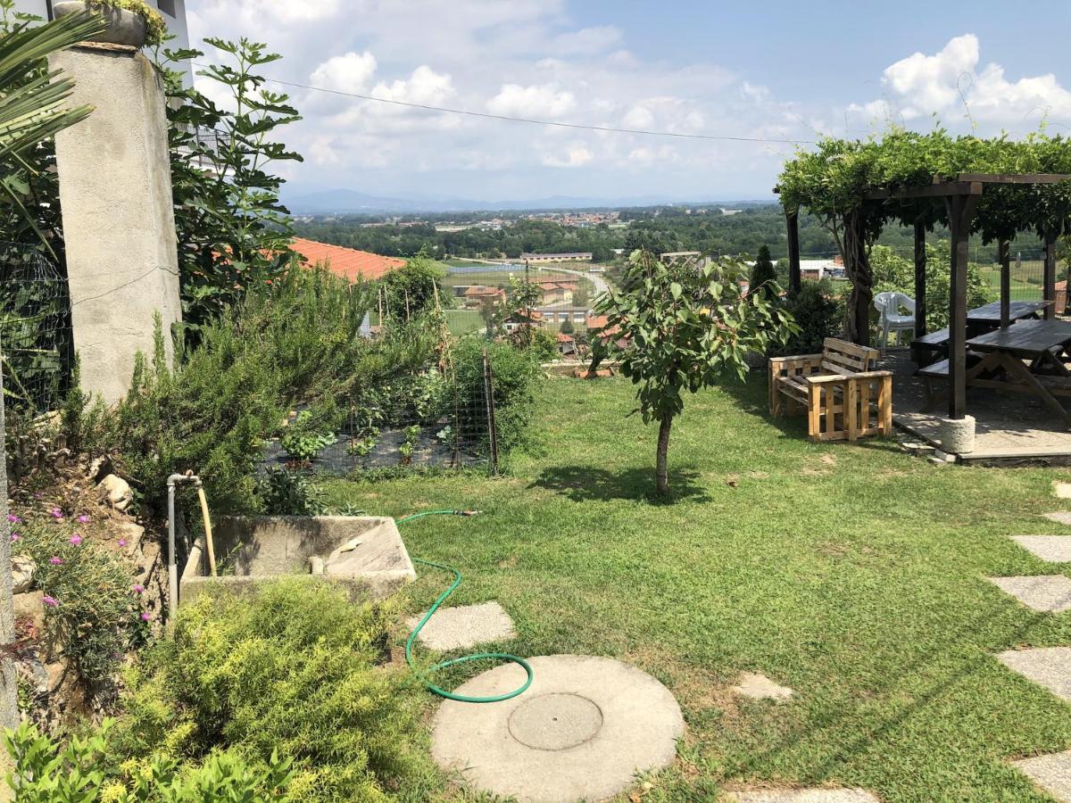 La Casa Di Pietro Hotel Cerrione Kültér fotó